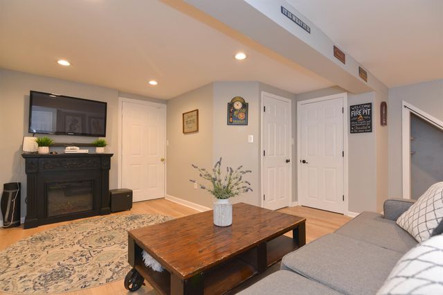 10 Whidden Lane, Litchfield, NH 03052