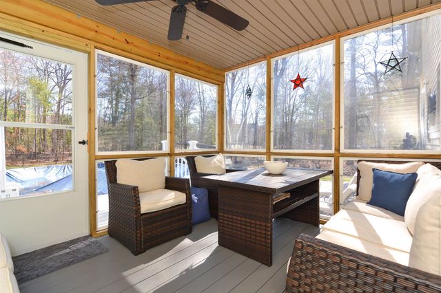 10 Whidden Lane, Litchfield, NH 03052