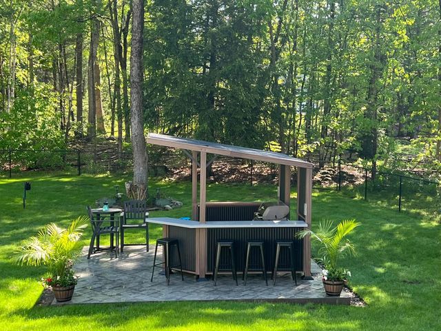 10 Whidden Lane, Litchfield, NH 03052
