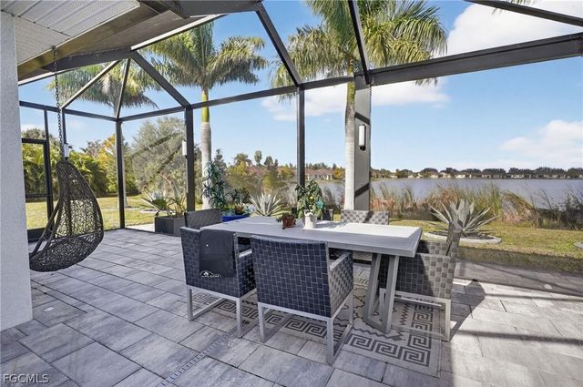 2930 Scenic View DR, Punta Gorda, FL 33950