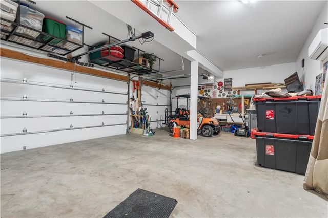 23500 E 11th Street S, Independence, MO 64056