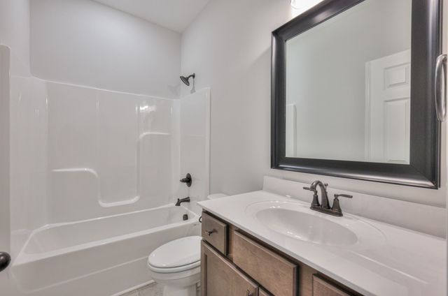 516 Leeland Ct, Gallatin, TN 37066