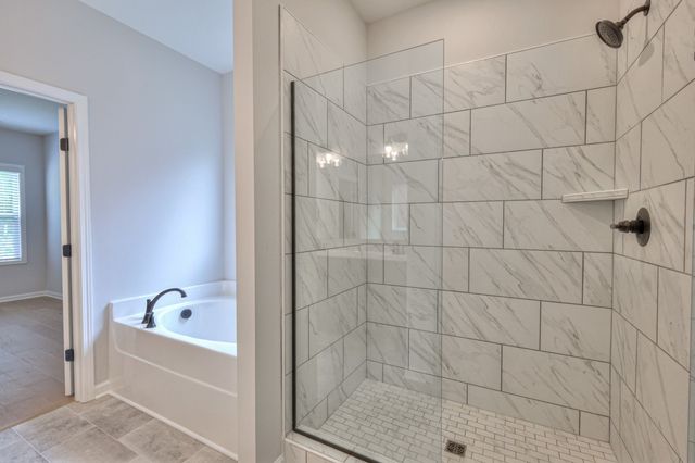 516 Leeland Ct, Gallatin, TN 37066