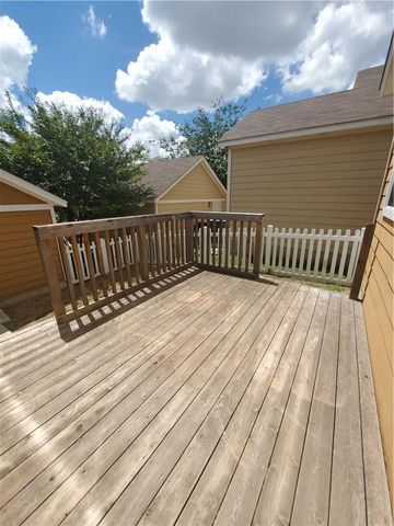 435 Mcgarity ST, Kyle, TX 78640