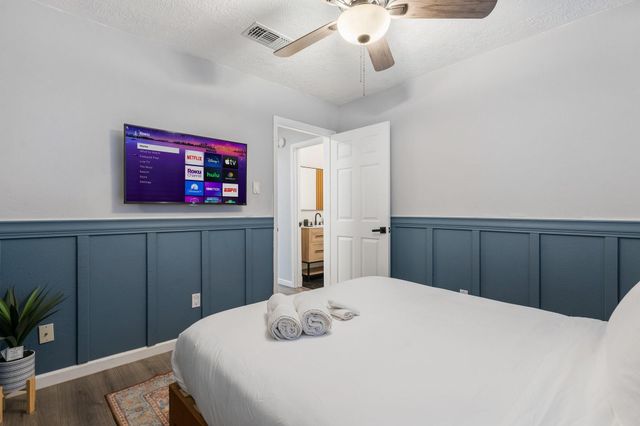 6434 Lynngate Drive, Spring, TX 77373