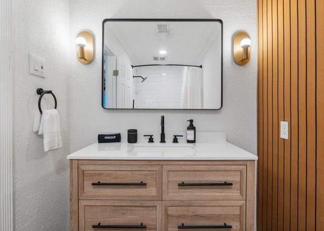 6434 Lynngate Drive, Spring, TX 77373