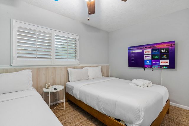 6434 Lynngate Drive, Spring, TX 77373