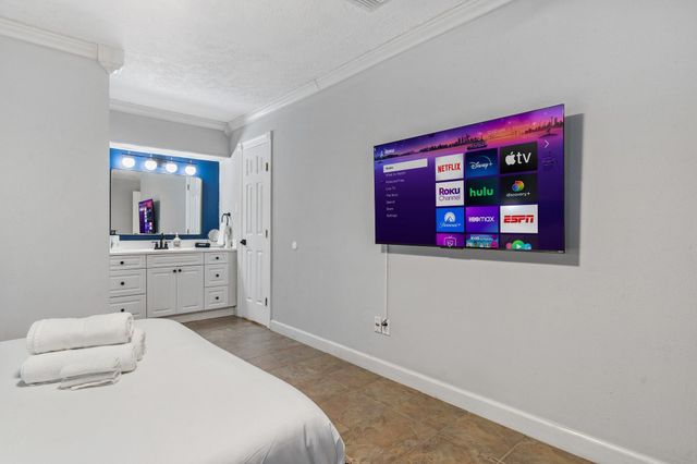 6434 Lynngate Drive, Spring, TX 77373