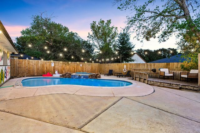 6434 Lynngate Drive, Spring, TX 77373