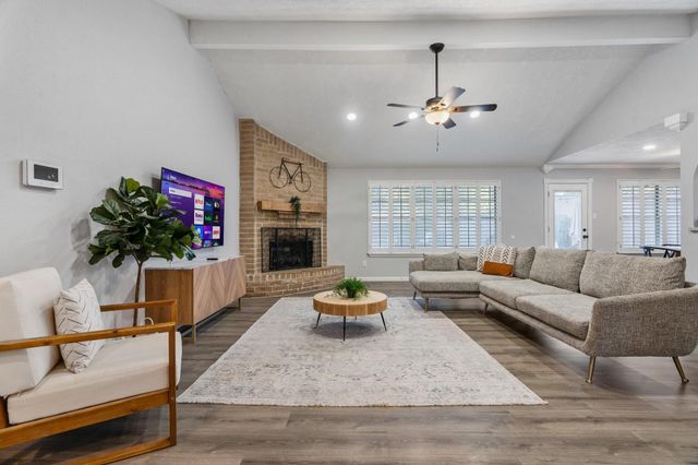 6434 Lynngate Drive, Spring, TX 77373