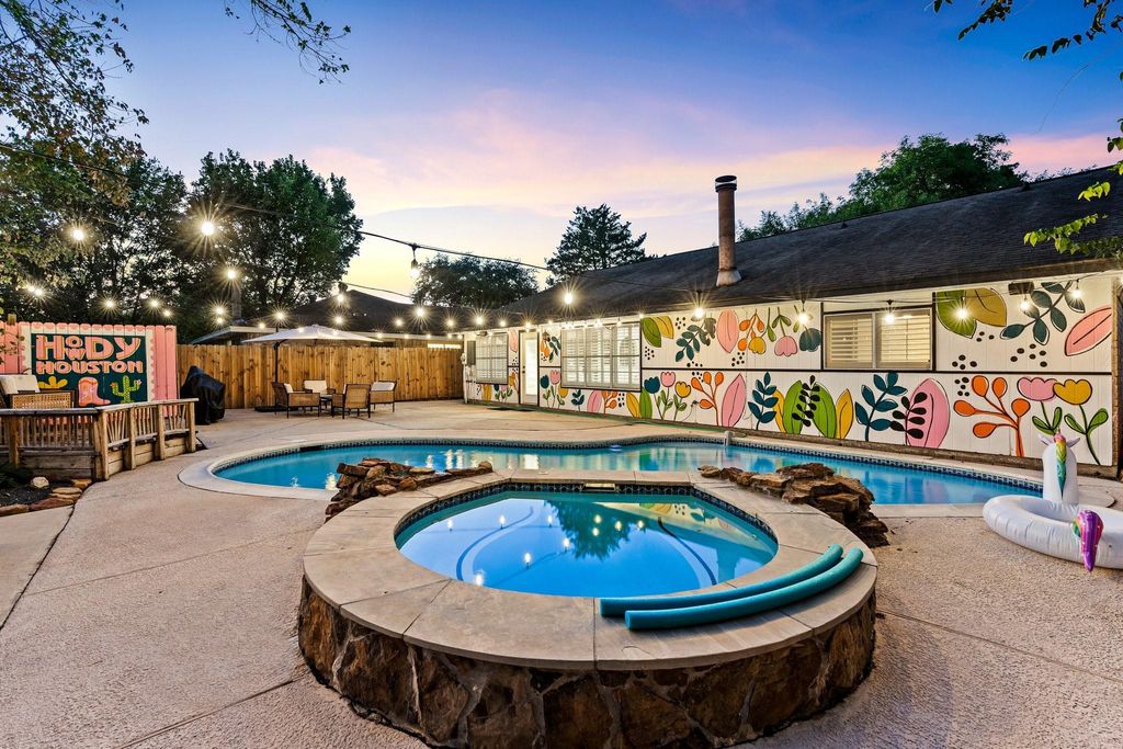 6434 Lynngate Drive, Spring, TX 77373