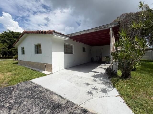 210 NE 5th Avenue, Dania Beach, FL 33004
