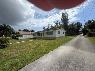 210 NE 5th Avenue, Dania Beach, FL 33004