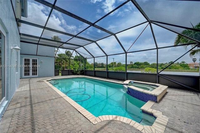 1580 SW 164th Avenue, Pembroke Pines, FL 33027