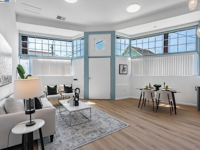 2801 38th Ave, Oakland, CA 94619