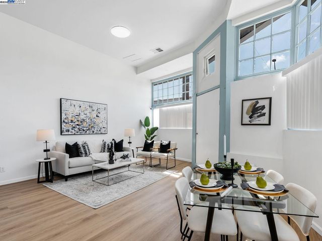 2801 38th Ave, Oakland, CA 94619