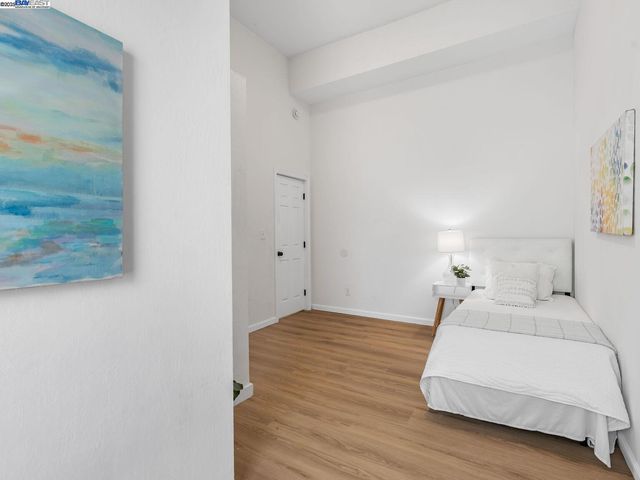 2801 38th Ave, Oakland, CA 94619