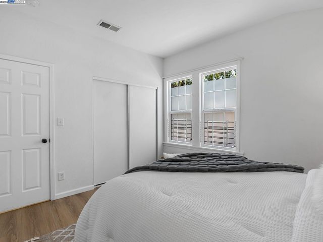 2801 38th Ave, Oakland, CA 94619