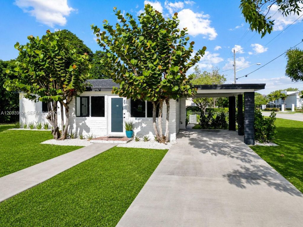 1044 NE 4th Avenue, Homestead, FL 33030
