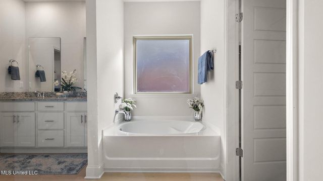 113 Saratoga Springs Avenue, Clinton, MS 39056