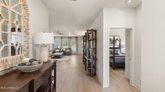 113 Saratoga Springs Avenue, Clinton, MS 39056