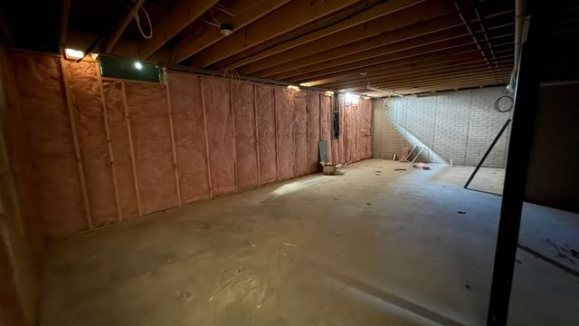 725 W Ironwood Drive, Rossford, OH 43460