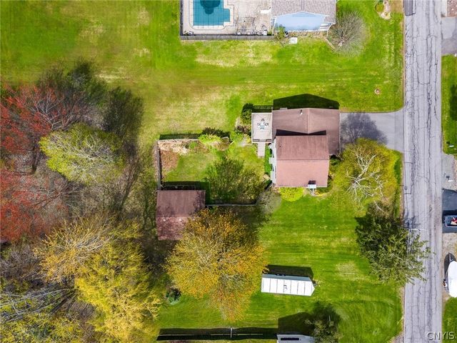9529 Sotherden Road, Cicero, NY 13029
