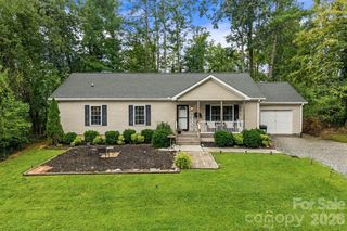 47 Fox Road, Asheville, NC 28804