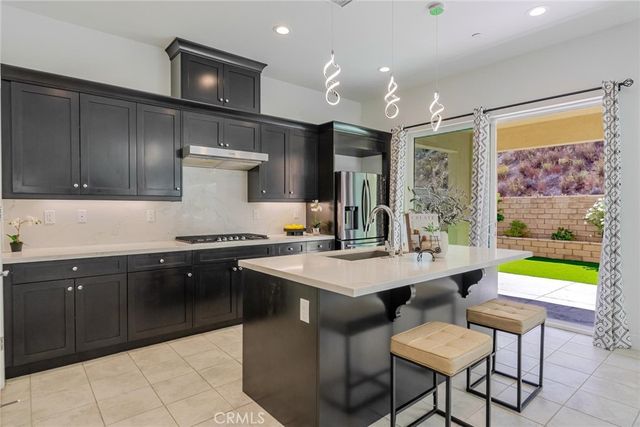 19230 Blackthorn Drive, Saugus, CA 91351