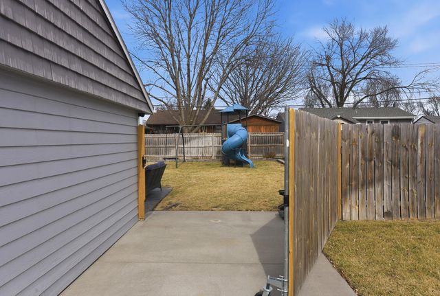 1106 DORENE Boulevard, Carter Lake, IA 51510