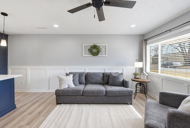 1106 DORENE Boulevard, Carter Lake, IA 51510