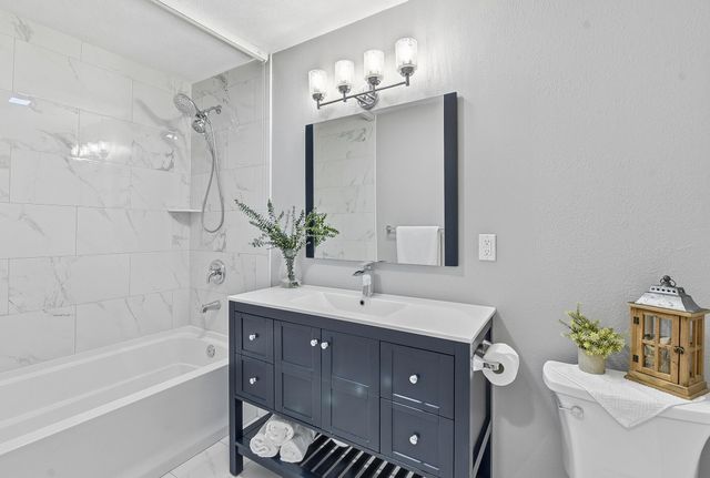 1106 DORENE Boulevard, Carter Lake, IA 51510