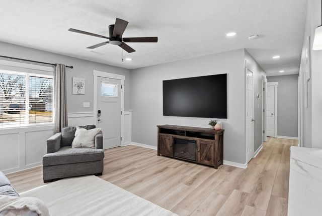 1106 DORENE Boulevard, Carter Lake, IA 51510