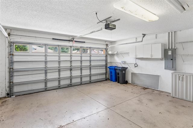 2208 WORTHINGTON GREENS DRIVE 2208, Sun City Center, FL 33573
