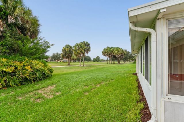 2208 WORTHINGTON GREENS DRIVE 2208, Sun City Center, FL 33573