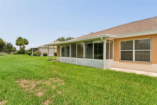 2208 WORTHINGTON GREENS DRIVE 2208, Sun City Center, FL 33573