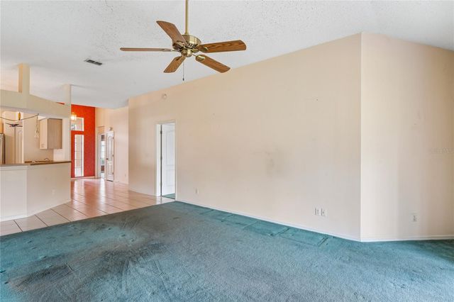 2208 WORTHINGTON GREENS DRIVE 2208, Sun City Center, FL 33573