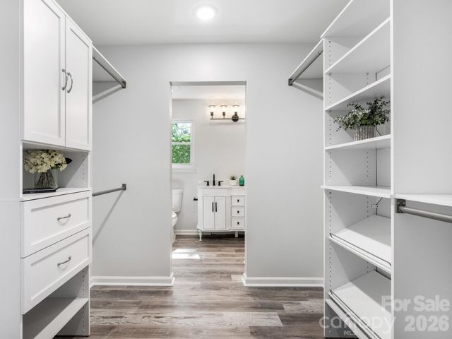 9501 Buckskin Lane, Charlotte, NC 28227