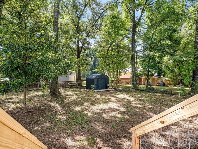 9501 Buckskin Lane, Charlotte, NC 28227