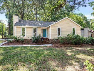 9501 Buckskin Lane, Charlotte, NC 28227