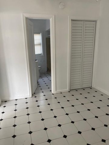 715 8th Avenue N, Lake Worth Beach, FL 33460