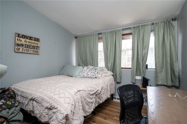 2237 Evergreen Street NE, Cedar Rapids, IA 52402