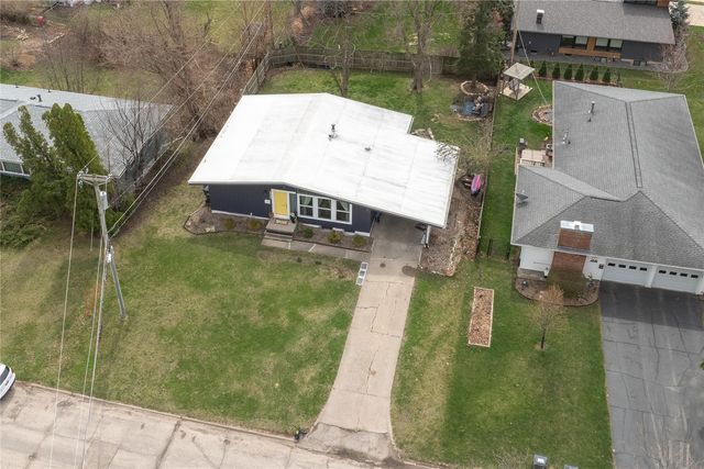 2237 Evergreen Street NE, Cedar Rapids, IA 52402