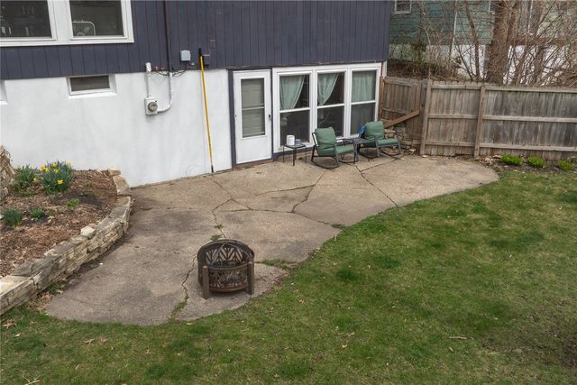 2237 Evergreen Street NE, Cedar Rapids, IA 52402