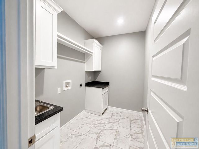 8806 Albatross St., Harlingen, TX 78552