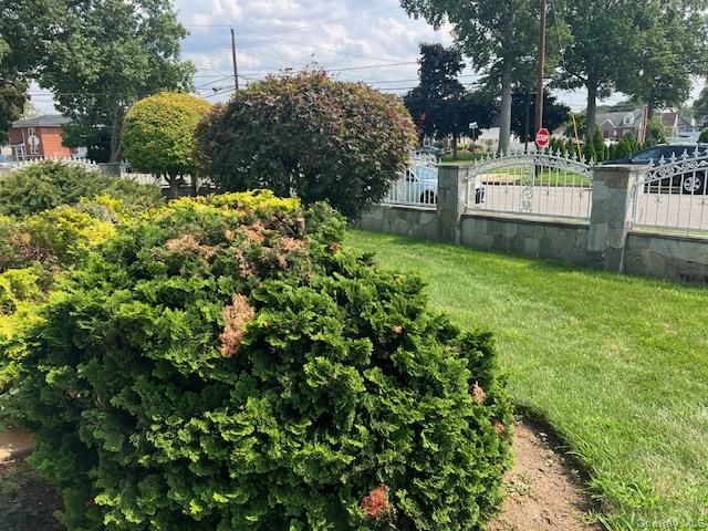 47 Brown Avenue, Hempstead, NY 11550