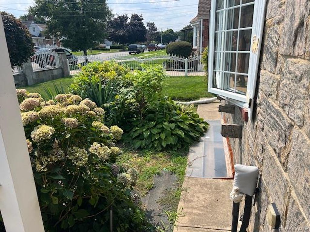 47 Brown Avenue, Hempstead, NY 11550 — photo 2