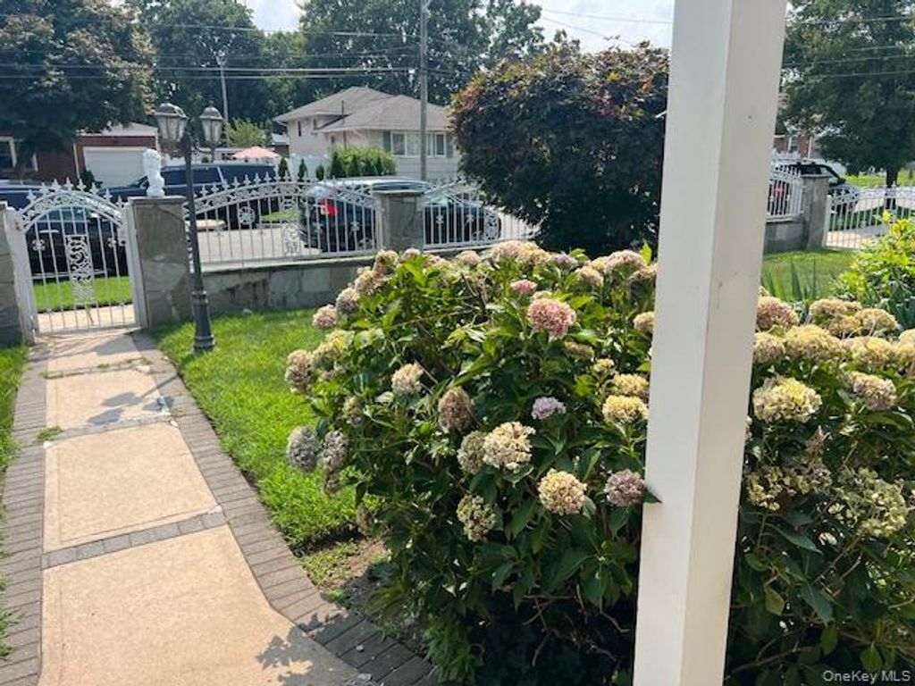 47 Brown Avenue, Hempstead, NY 11550 — photo 3