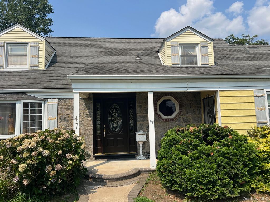 47 Brown Avenue, Hempstead, NY 11550 — photo 5