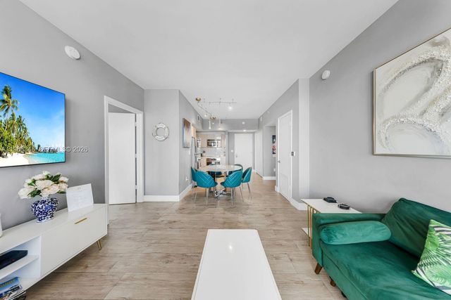 2600 E Hallandale Beach Blvd T3103, Hallandale Beach, FL 33009